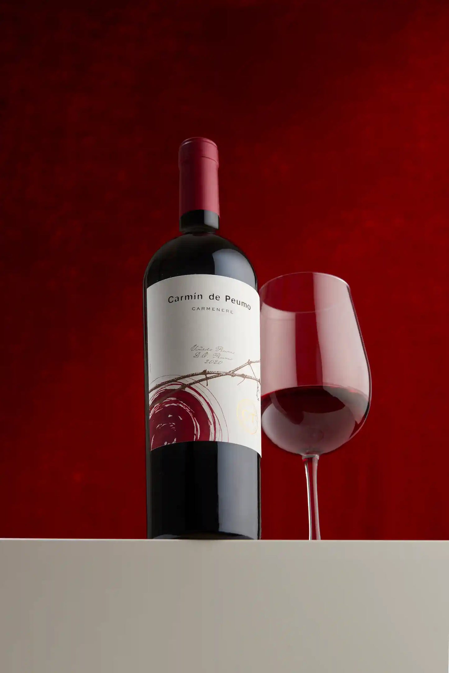 Vino Tinto Carmín de Peumo
